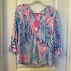 Lilly Pulitzer NWT WILLA FLOUNCE SLEEVE TOP
Size S